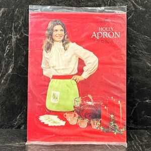 HALLMARK Holly Apron Vintage